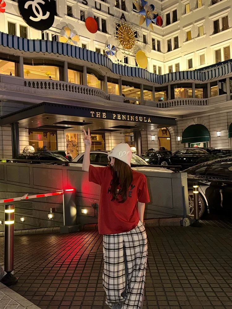 

MSKIN6 Весенняя хлопковая футболка свободного кроя с буквенным принтом, женская модная футболка с трендовым дизайном, красная футболка для празднования Нового года