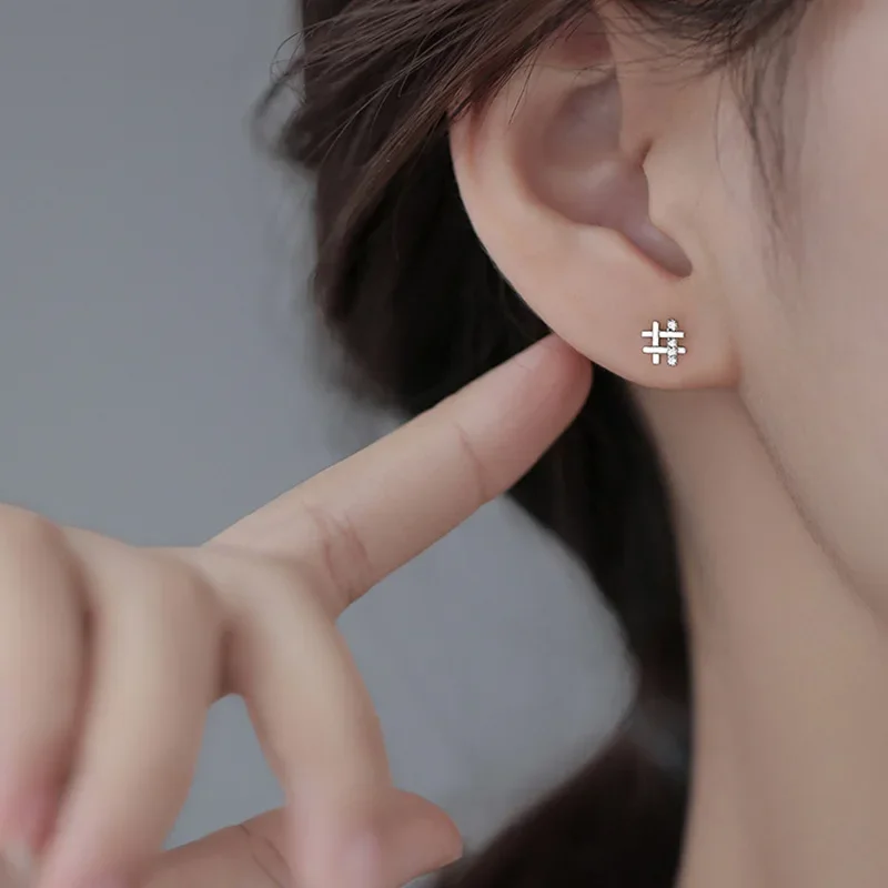 Exquisite 925 Sterling Silver Inlaid Tiny Zircon Cross-shaped Stud Earrings for Women Girls Korean Hollowed-out Square Jewelry