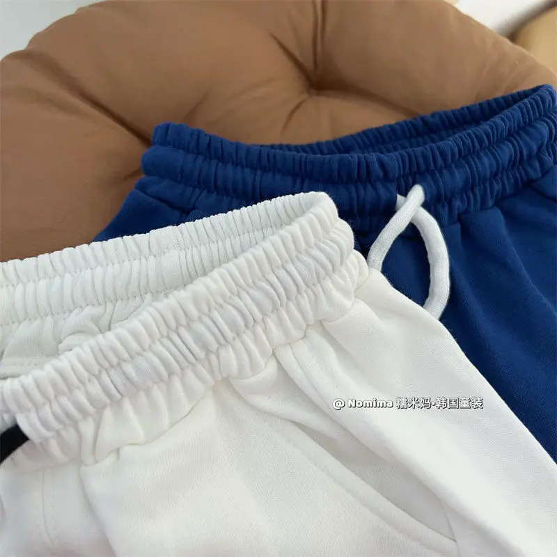 2025 الأطفال السراويل الصيف جديد الفتيان والفتيات رسالة P المطرزة القطن Sweatpants المتوسطة والأطفال السراويل غير رسمية T