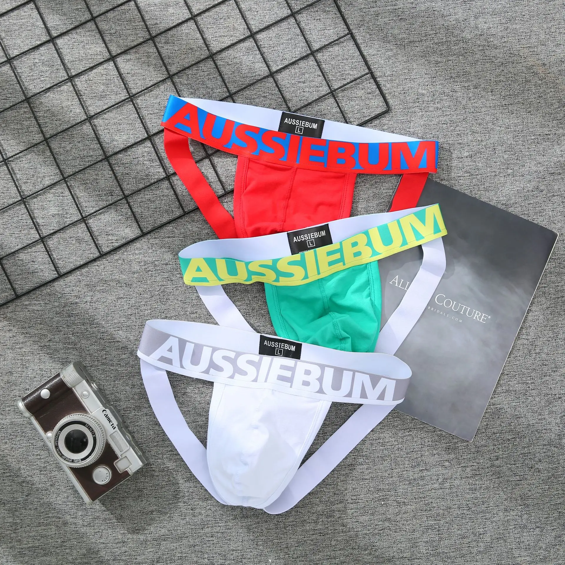 AUSSIEBUM new men\'s low waist double butyl underwear pure cotton sexy no trace lift hip U convex interest thong