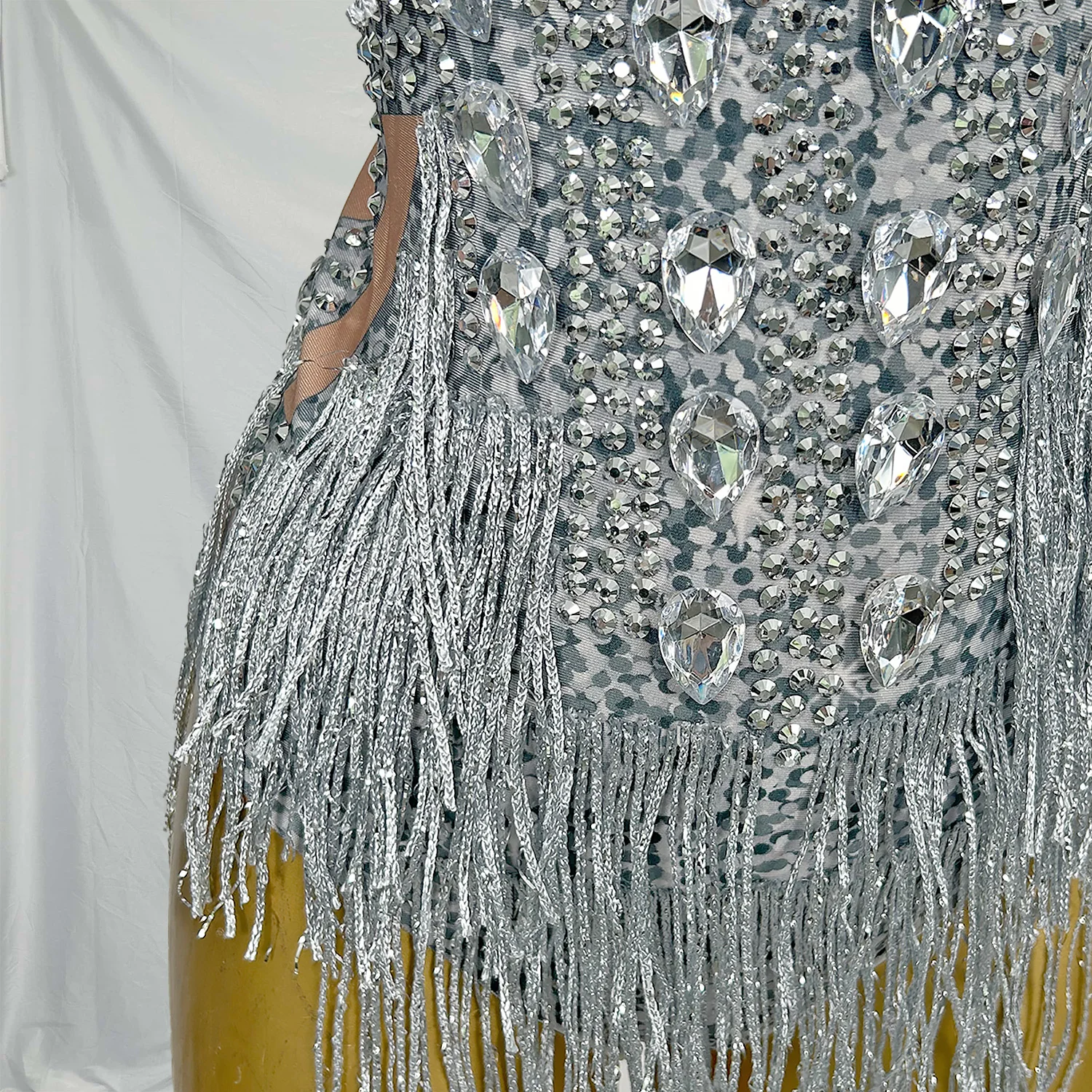 고급스러운 반짝이는 라인스톤 레오타드 패셔너블 섹시한 태슬 바디수트 바 나이트클럽 공연 의상 핫 댄스 섹시 바디수트