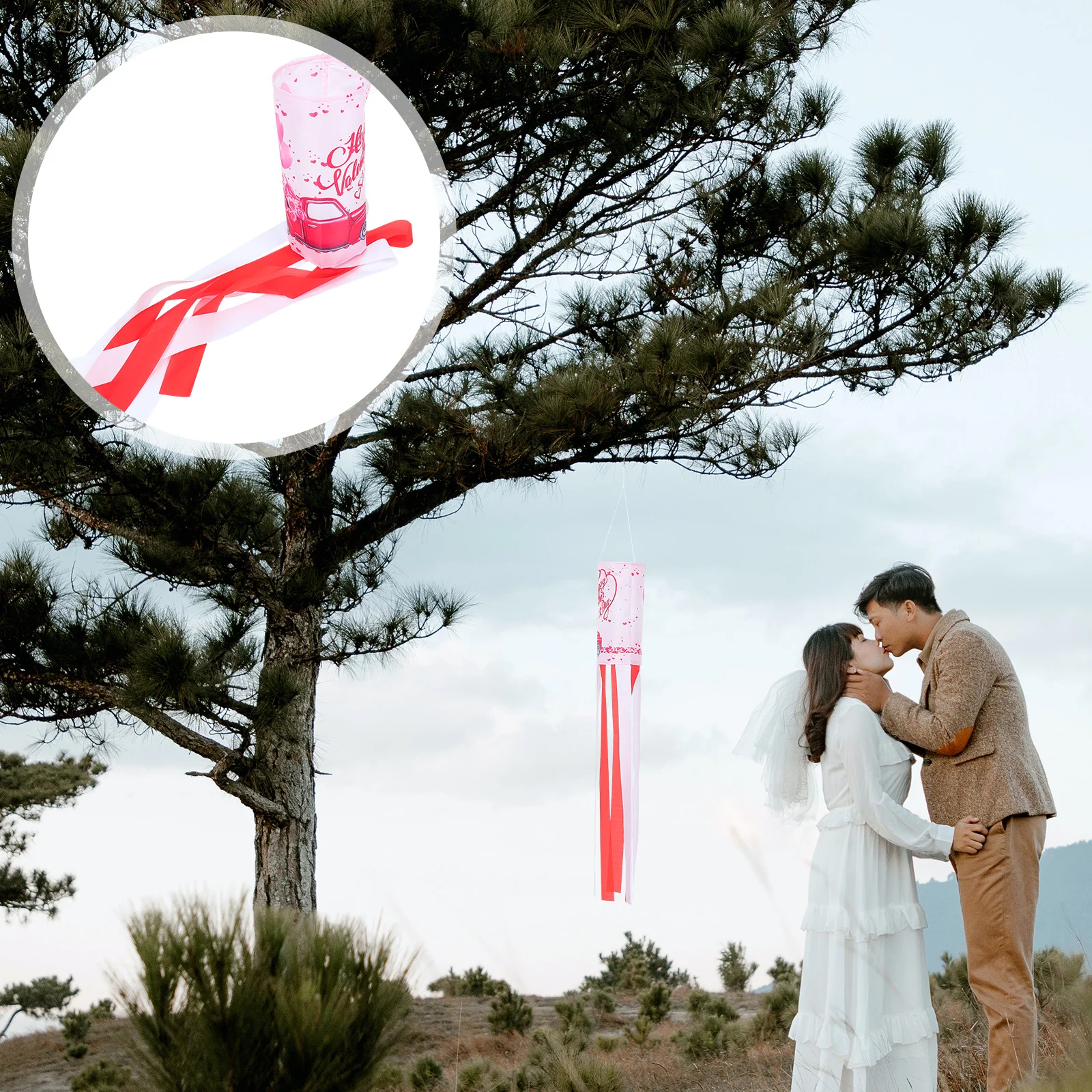 

1pc Windsock Flag Romantic Valentine Garden Decorative Pendant Outdoor Wind Direction Ornament Fast-Drying Polyester Hanging