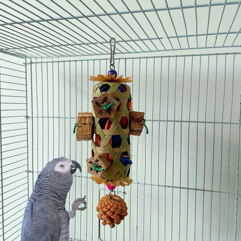 

Parrot Bird Toy Bamboo Woven Feeding Basket Foraging Basket Colored Corn Skin Star Fruit Nuts Grinding Teeth Gnawing Pet Toy