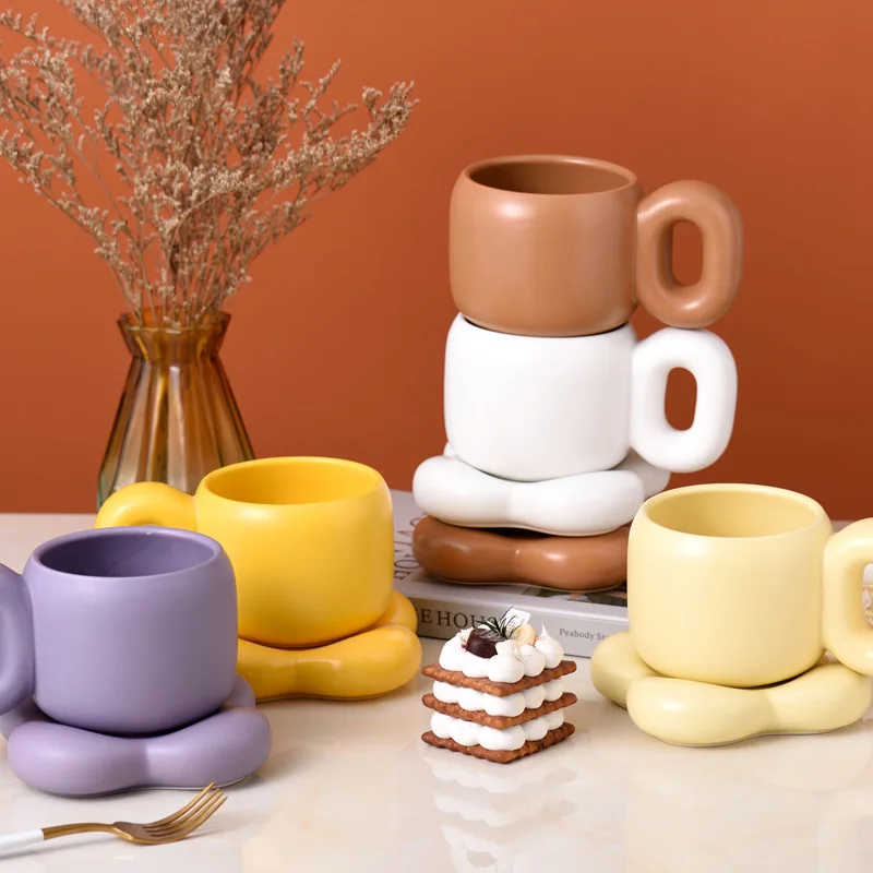 Cute fat mug ceramic mug creative big ring handle couple coffee cups and saucers office water cups.