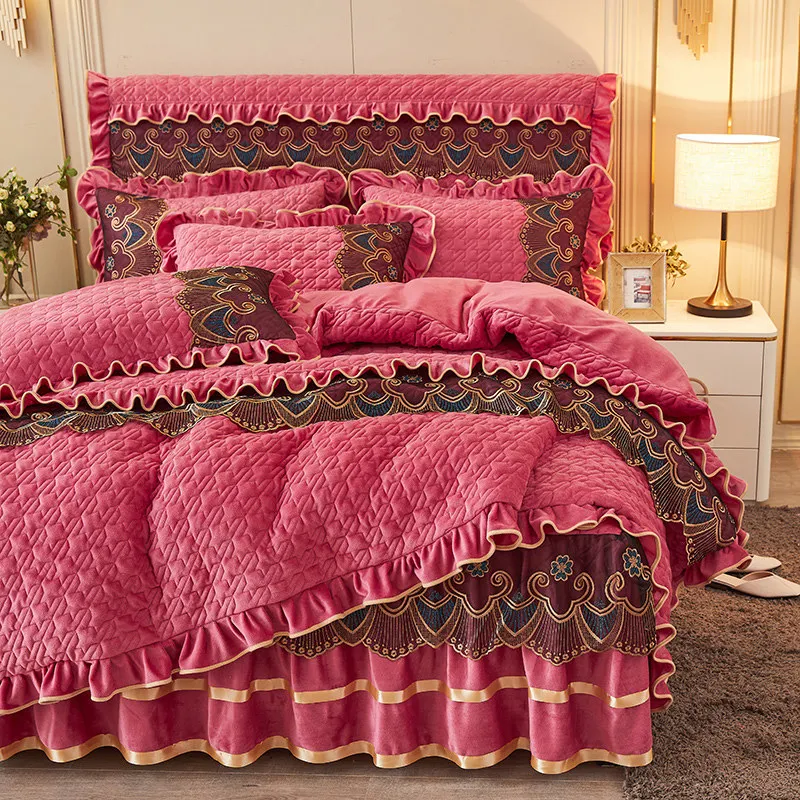 Set di biancheria da letto copripiumino in velluto trapuntato nordico Set di biancheria da letto matrimoniale Queen King di lusso Copripiumino in