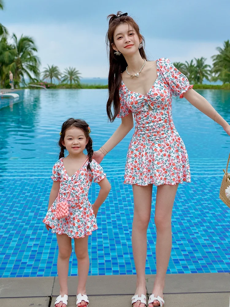 

Parent-Child Swimsuit Floral Print One-Piece Skirt Sle Cute Girls Princ Small Children Swimming Costume Nylon Material