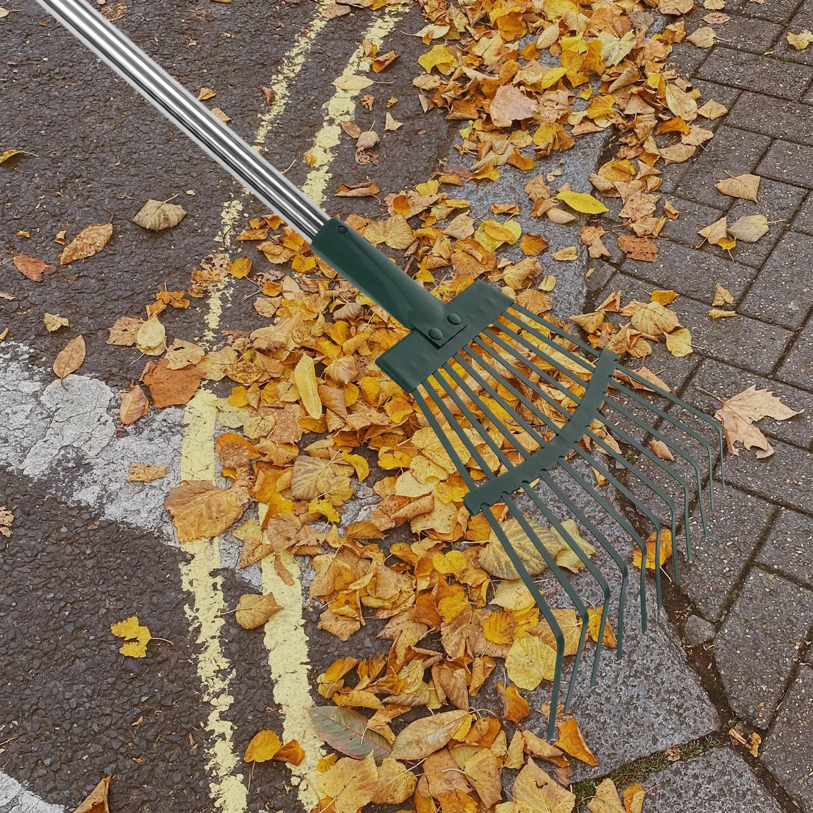 

Wire Grass Rake 11 Teeth Flat Steel Head Carbon Steel Material Garden Leaf Rake Lawn Hand Tool Collect Leaves Pinecones Shrubs
