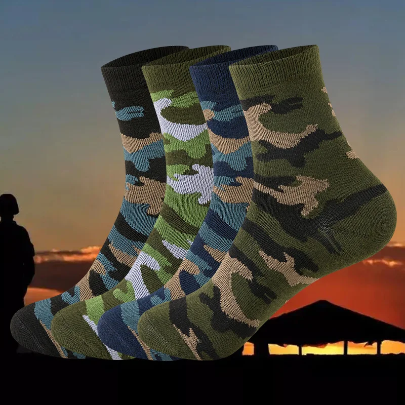 3 Pairs Men Camouflage Mid Tube Socks Fashionable Casual Street Style Suitable Outdoor Wear Comfortable Breathable Casual Socks