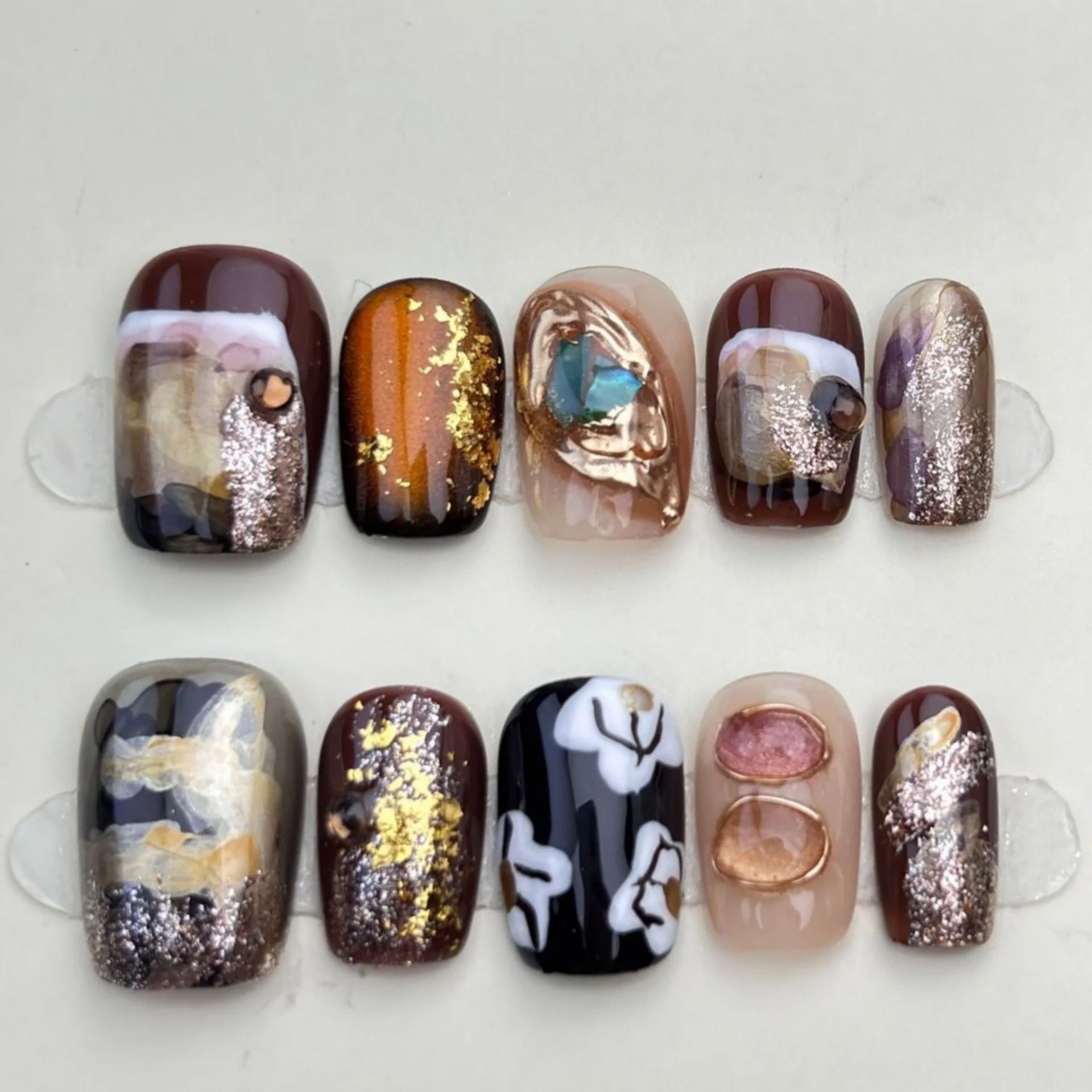 10st handgemaakte kunstnagels kunst kleurrijk kort vierkant rond druk op nagels tip verguld bloem glitter patroon nep nagel kunst afgewerkt