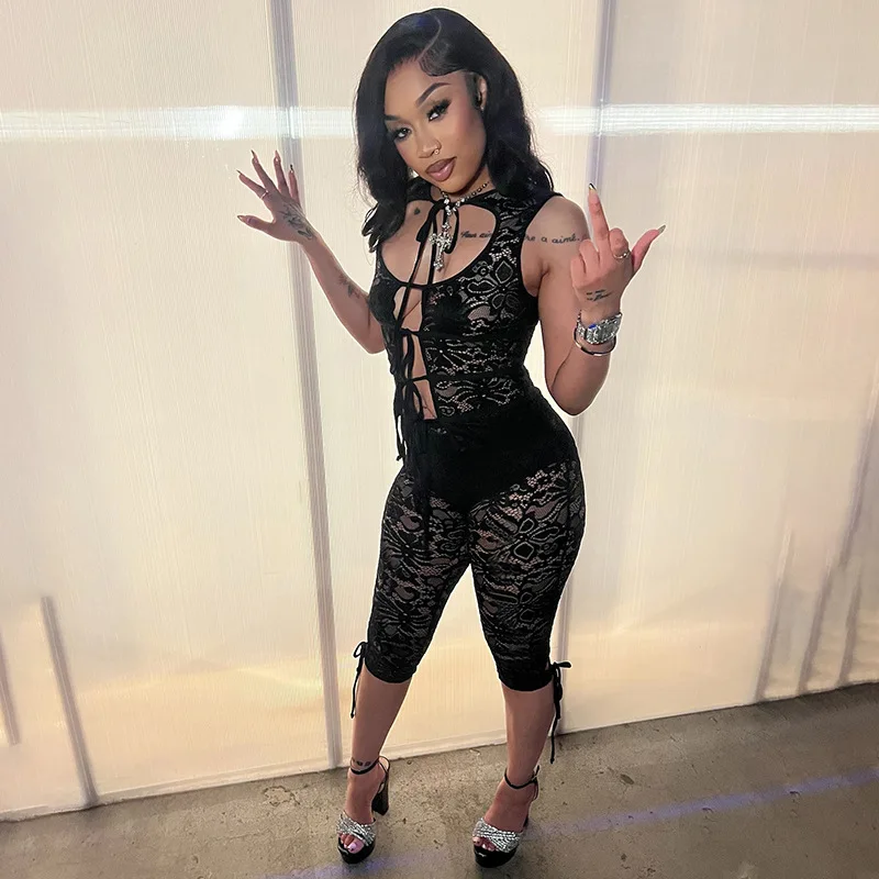 

Europe and the United States new women's lace openwork lacing sleeveless top seven-point tight shorts two-piece suit