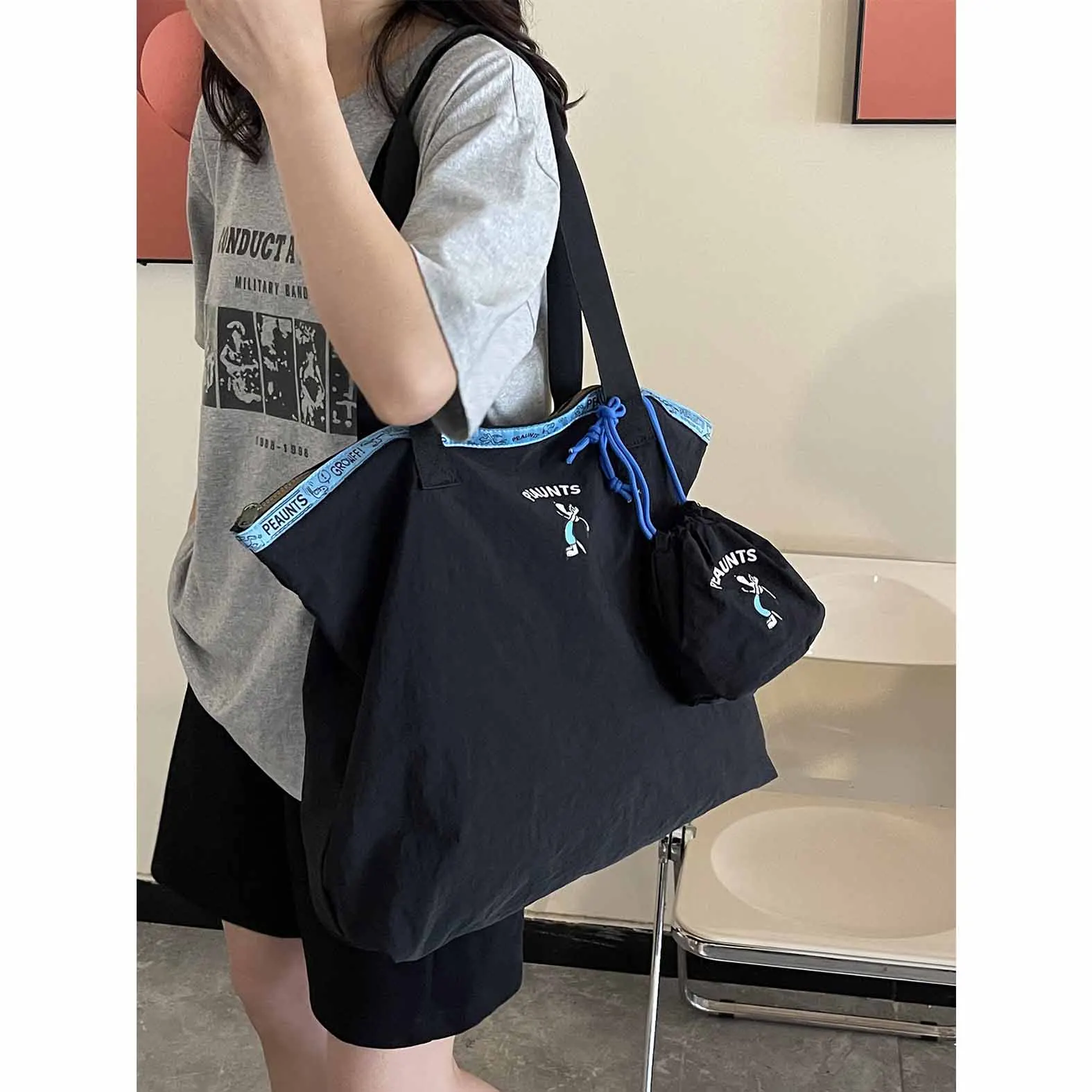 

Large capacity cloth bag for women 2025 new popular versatile simple shoulder bag student commuting tote bag