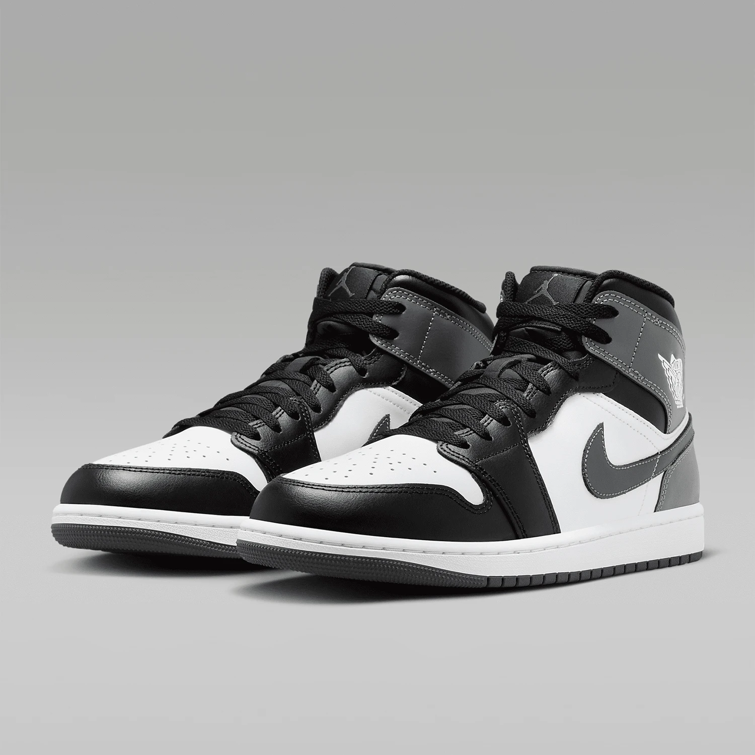 Официальные мужские спортивные баскетбольные кроссовки Nike JORDAN со средним верхом и мягкой шнуровкой DQ8426-001