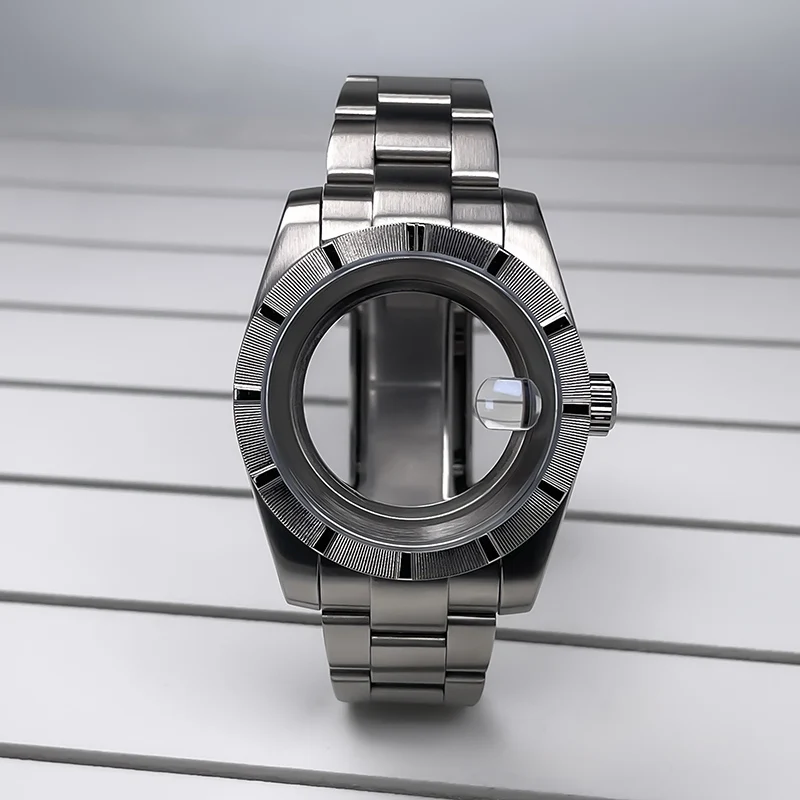 

Новый корпус для часов 39 мм из нержавеющей стали с сапфировым стеклом и полосатым безелем для механизма NH35, роскошные запчасти для модификации SK