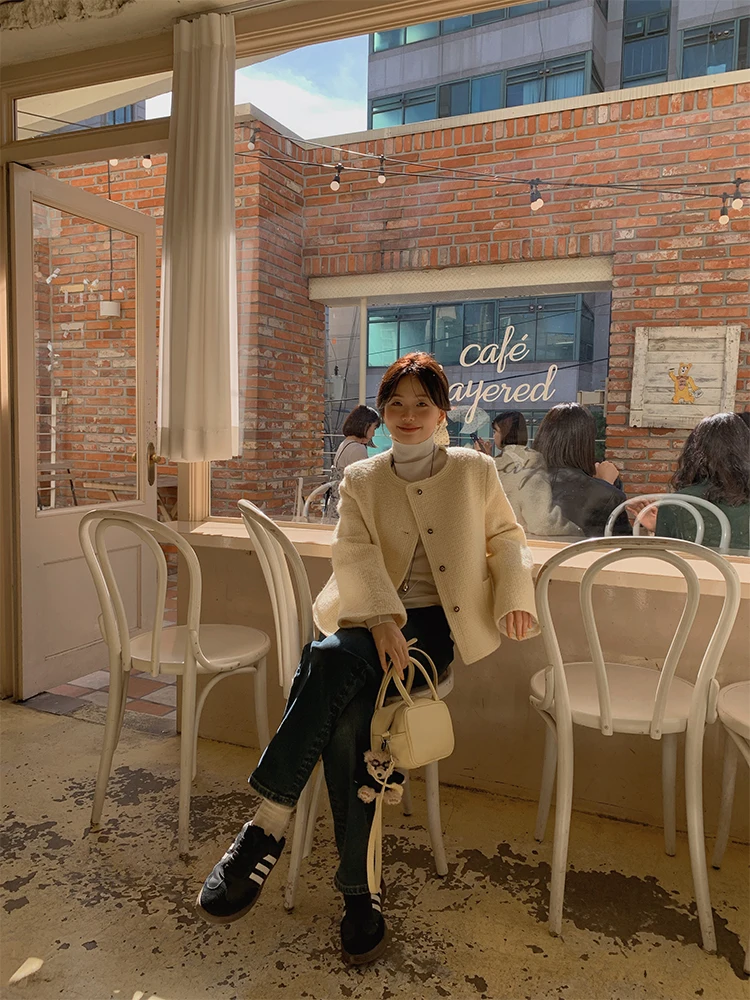 

Шерстяной костюм Thiened Jaet молочно-желтого цвета с небольшим рукавом Fraance для женщин от anliangpin ort Coat, зима 2024 г.