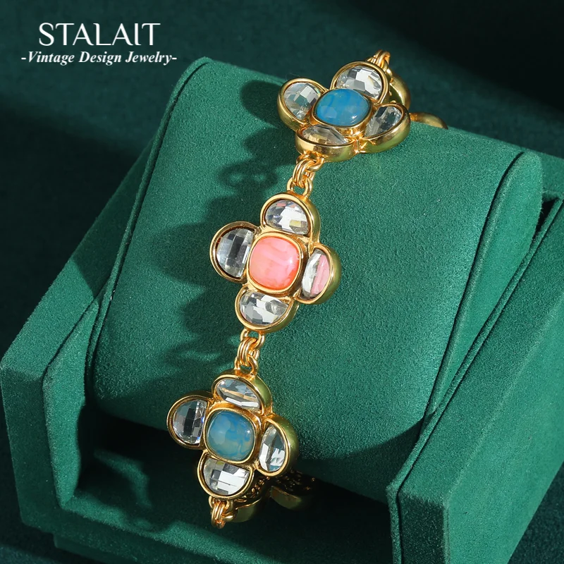 

Vintage Jewelry Pink Crystal Clover Four Flower Bracelets For Wedding Luxury Designer Antique Accessories Valentine Day Gift