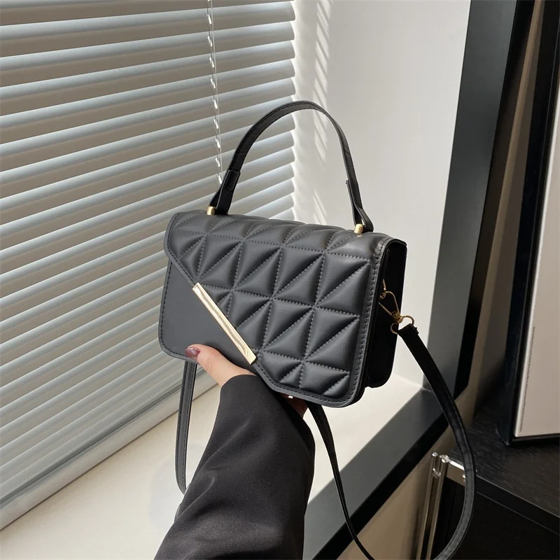 

Designer Luxury Bags Women Fashion Handbags High Quality Purse Famous Brand Shoulder Tote Bag for Elegant Look