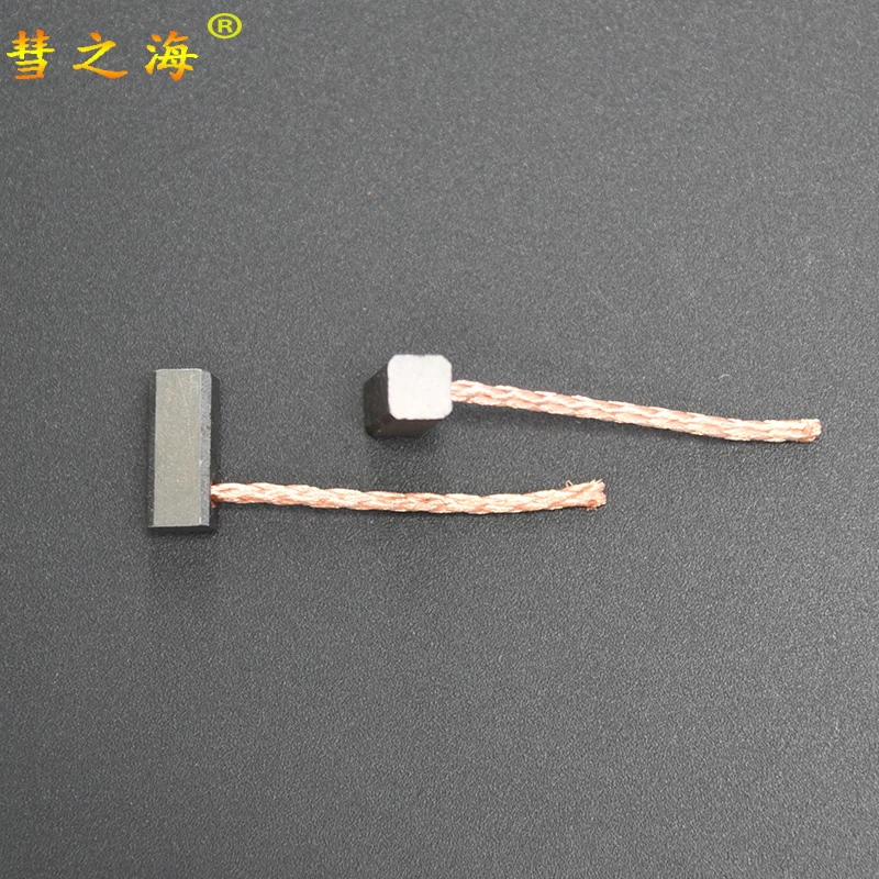 Automotive DC motor Low copper wear-resistant graphite carbon brush 6 * 6 * 15 motor parts