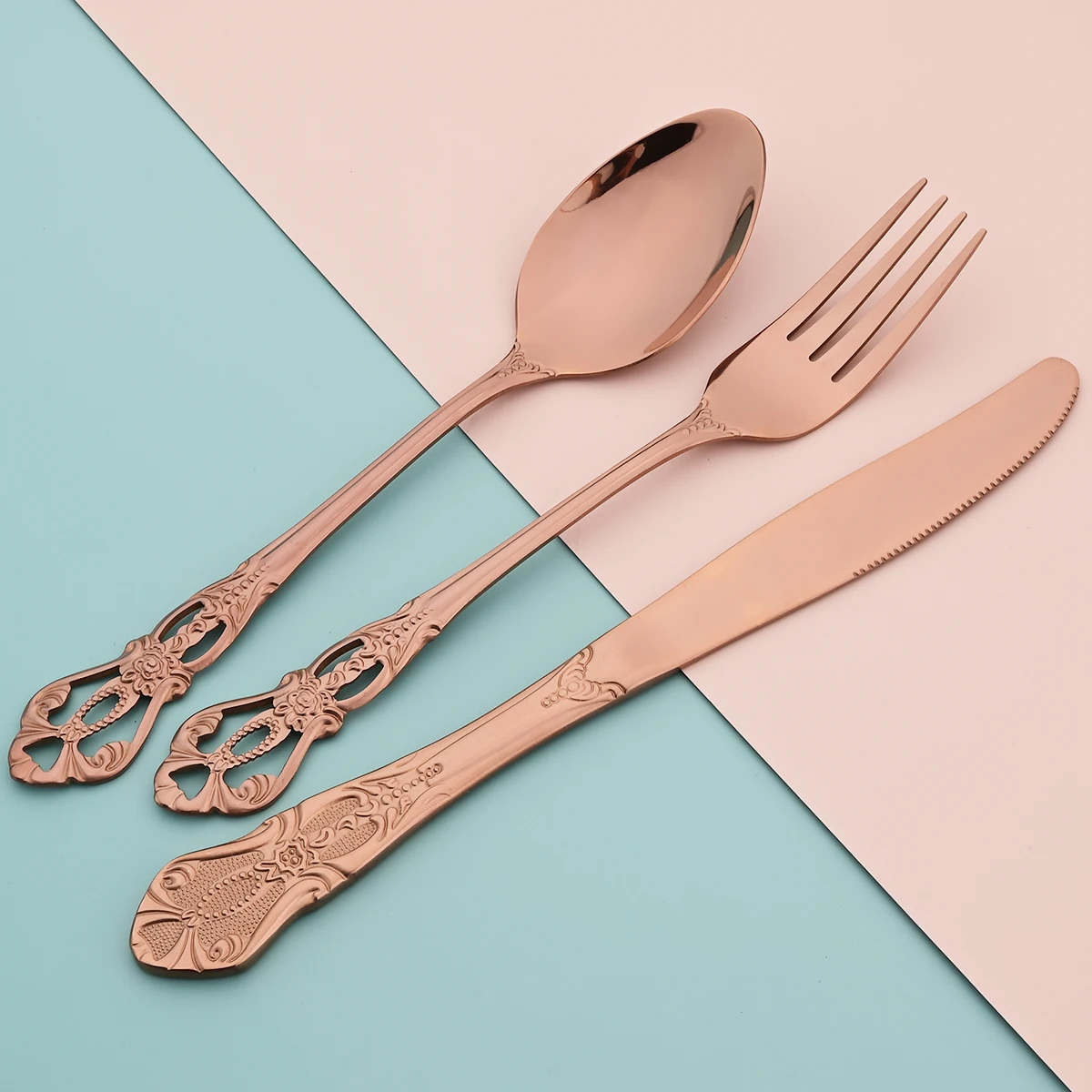 36Pcs Vintage Rose Cutlery Set Stainless Steel Knives Fork Spoon Dinnerware Set Cake Fork Long Spoon Tableware Kitchen Flatware