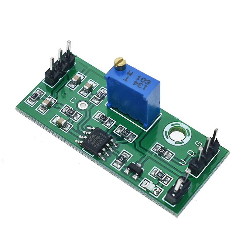 LM393 3.5-24V Voltage Comparator Module High Level Output Analog Comparator Control With LED Indicator