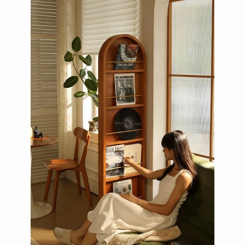 مرآة كاملة الجسم من الخشب الصلب، ورف كتب المجلات، وتقسيم متكامل للملابس من الأرض إلى السقف