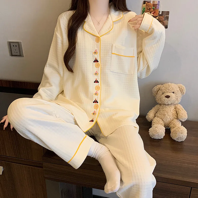 Women's Fall/winter Cotton Lined Warm Long-sleeved Set with Cartoon Embroidery for Home Wear - Simple and Cute Pajamas