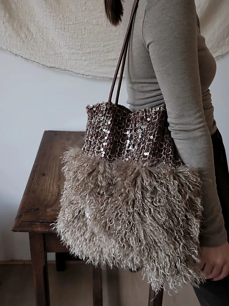 

New Faux Fur Wool Boston Handbag Winter Warm Plush Tote Bag Simple Versatile Women's Autumn Winter Shoulder Crossbody Bag