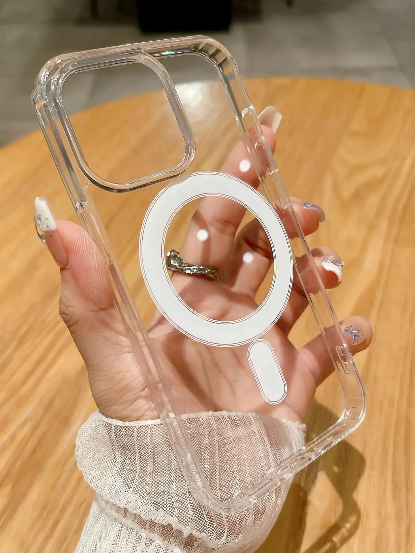 Przezroczyste etui magnetyczne do iPhone'a 15 14 13 Pro Max z obsługą MagSafe, przezroczyste etui do bezprzewodowego ładowania. — zdjęcie 2