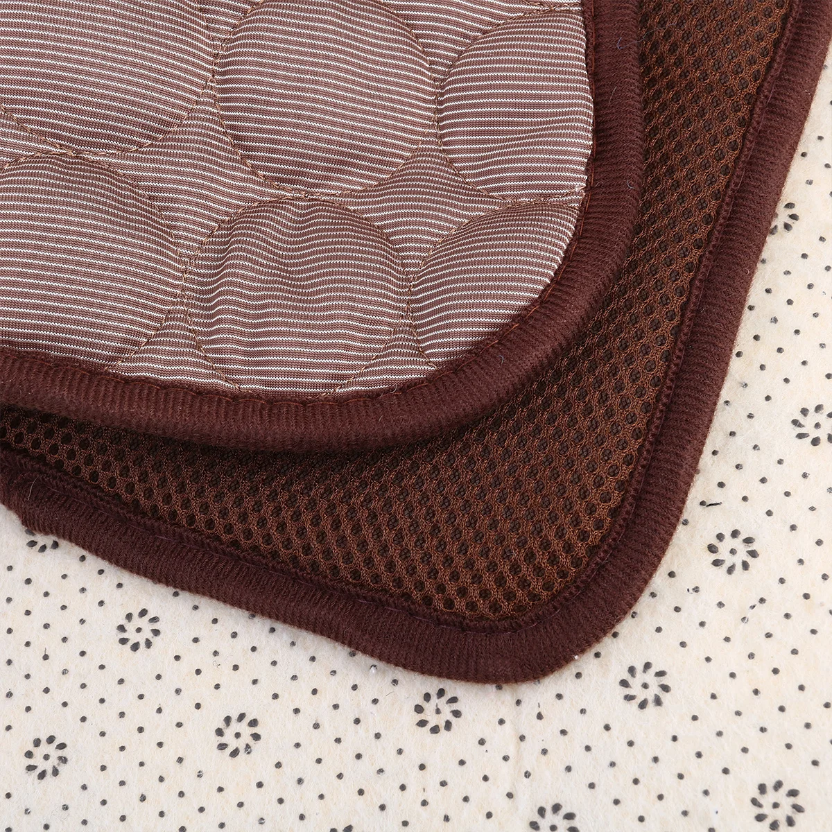 

Pet Cooling Pad for Dogs Cats Small Animals Cool Mat Blanket Bed Mattress for Kennels