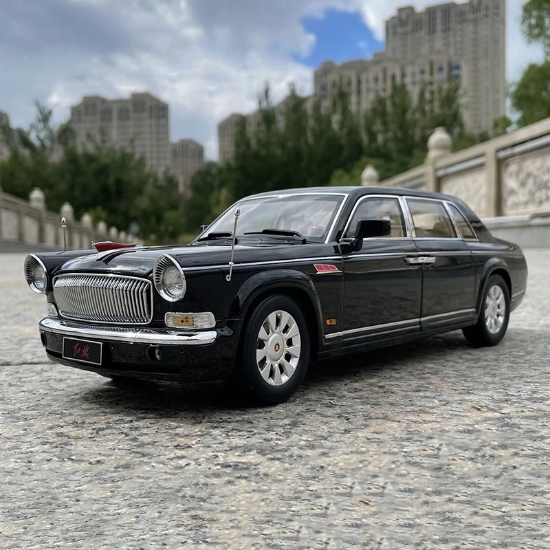 

Модель автомобиля из сплава «Век дракон» Hongqi CA7600HQE 1:18 подарок