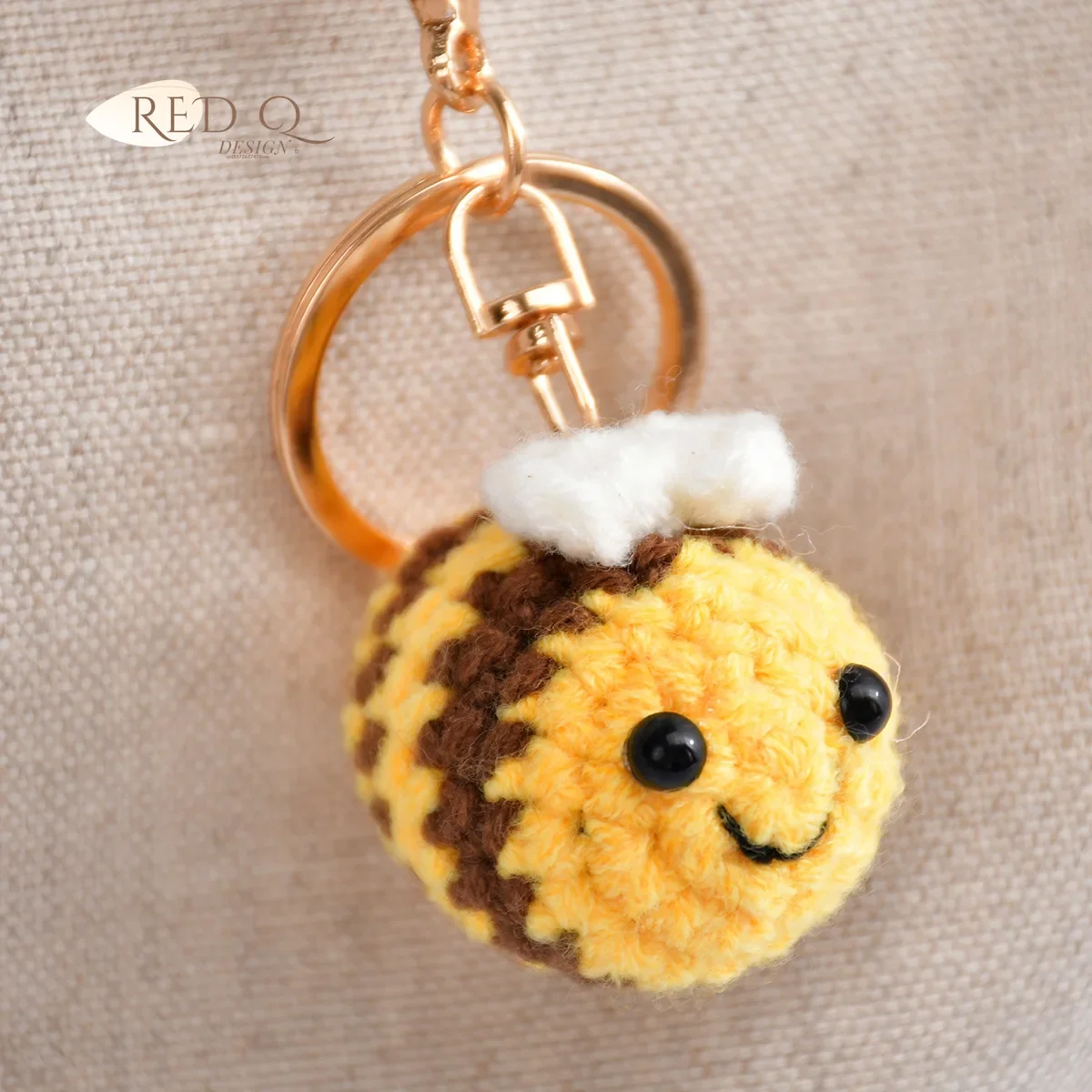 Cute Knitting Bee keychain Fashionable and Novel Party Jewelry Suitable for Women To Give Her Gifts bag accessories