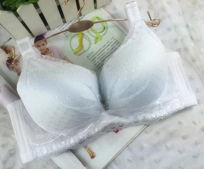 Thickened and extra thick 6CM specialized gathering bra without steel ring, extra thick bra with extra breasts, sexy lingerie