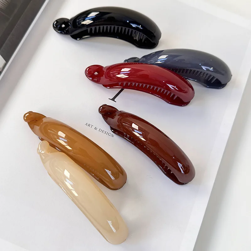 Korean Simple Temperament High Ponytail Buckl Clip Headband Retro Twist Hair Clip 2024 New Womans Hairpins Solid Color Barrettes