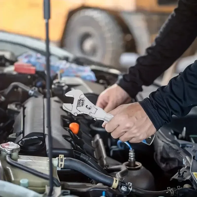 ประแจวงล้อ Universal Maintenance 180 องศาพับ 10 นิ้ว 5 In 1 แรงบิดปรับได้พร้อมหัวหมุนเครื่องมือ