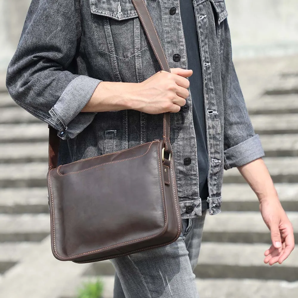S.WORKER Vintage Echtleder Herren 11" Messenger Bag Umhängetasche Crazy Horse Rindsleder Schultertasche Top-Layer Mode – Detail 3