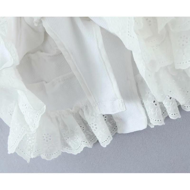 YENKYE 新しい女性フィットスリムホワイトニットミニドレス長袖 O ネックレーススプライシングレイヤードフリル T シャツドレス 2025 セクシーなローブ