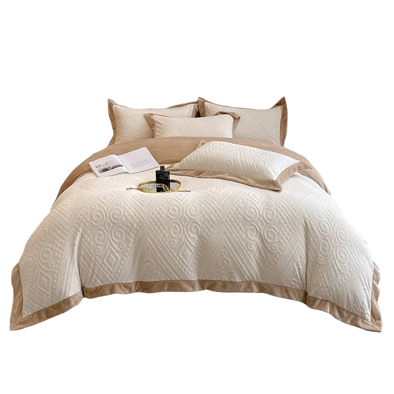 

New Full Matte Carved Solid Milk Flour Four Piece Set Thickened Coral Flour Three Piece Bedding Set