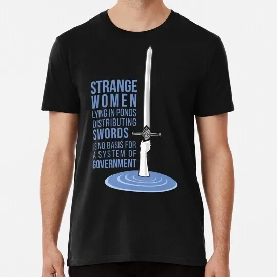 Mujeres extrañas tumbadas en estanques que distribuyen espadas Monty Python S-5XL camiseta de EE. UU.