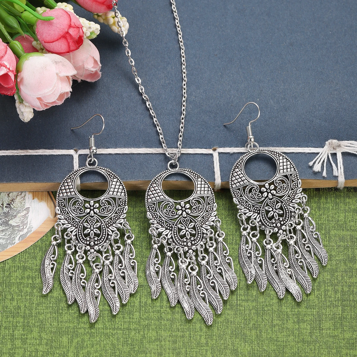 New Fashion Ethnic Silver Color Feather Tassel Jewelry Set Women's Vintage Geometric Carved Flower Long Dangle Earrings Sets