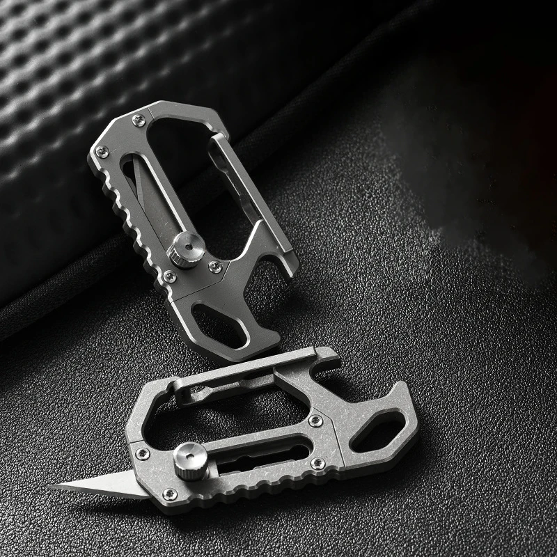 High-end titanová slitina EDC multi-tool klíčenka pánské ultralehké pás závěsný auto šifrovací klíč běžící pás s odnímatelné balík nůž