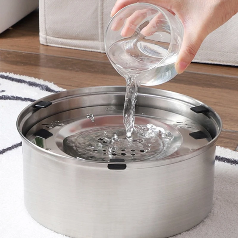 Pet Drinking Fountain, Anti-Spill And Splash Dog Drinking Fountain, Non-Slip Dog And Cat Pet Feeding Water Bowl