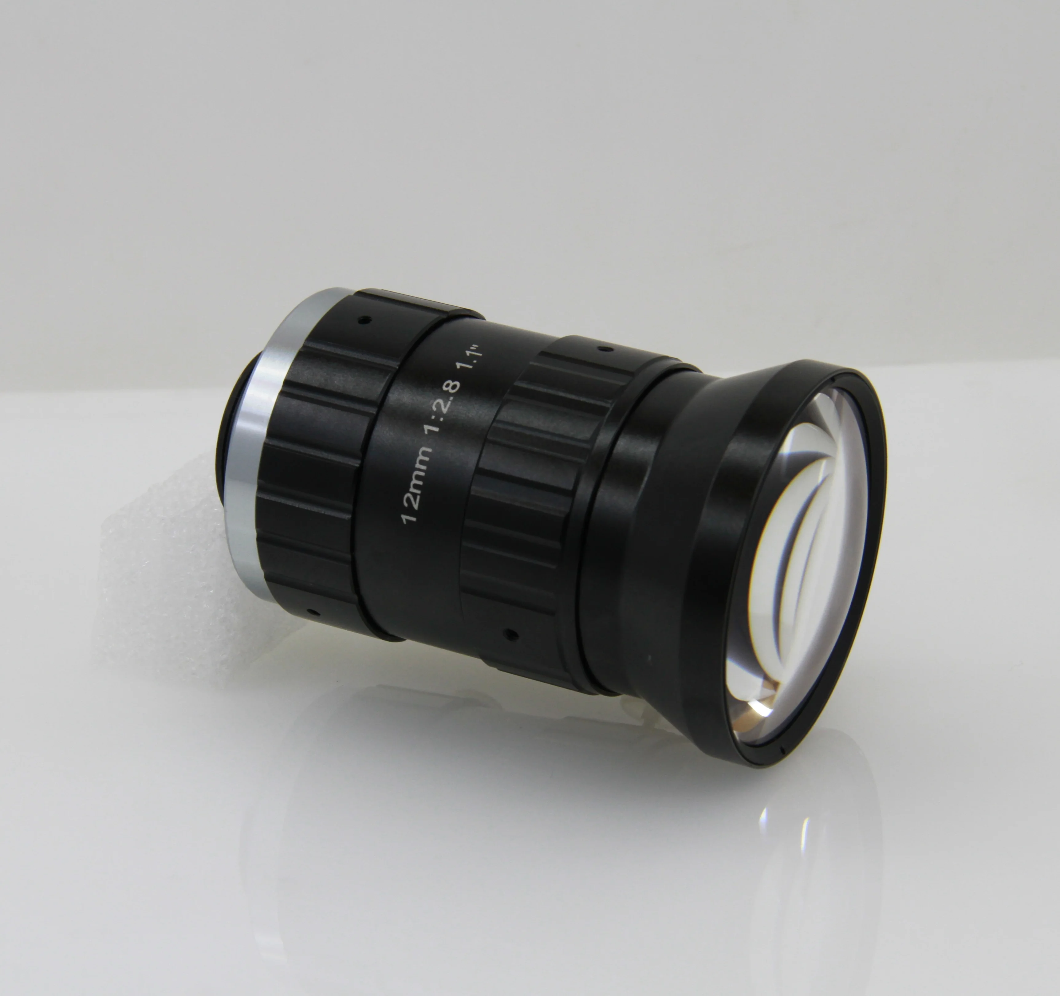 F2.8 Uhd 20MP 12Mm …