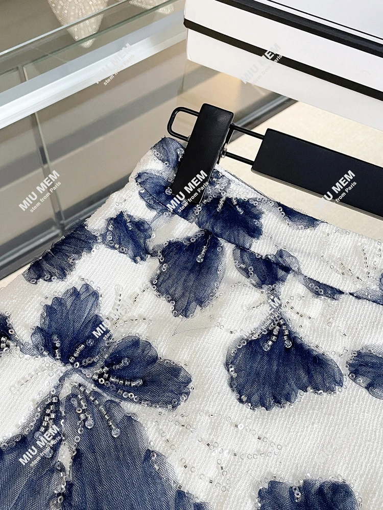 Ele Gonna a trapezio ort a vita alta con ricami floreali di perline per una vita più giovane di olio sud di fascia alta da donna di fascia alta...