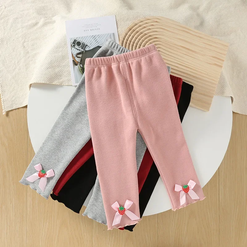 New girls leggings 2024 fleece thickened autumn and winter cotton children's thermal trousers integrated fleece