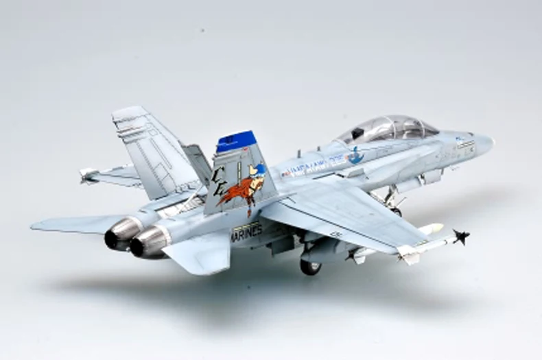 Hobbyboss 1:48 Scale US F18 F18D F/A-18D Hornet Fighter Jet Bomber Plastic Model Kit