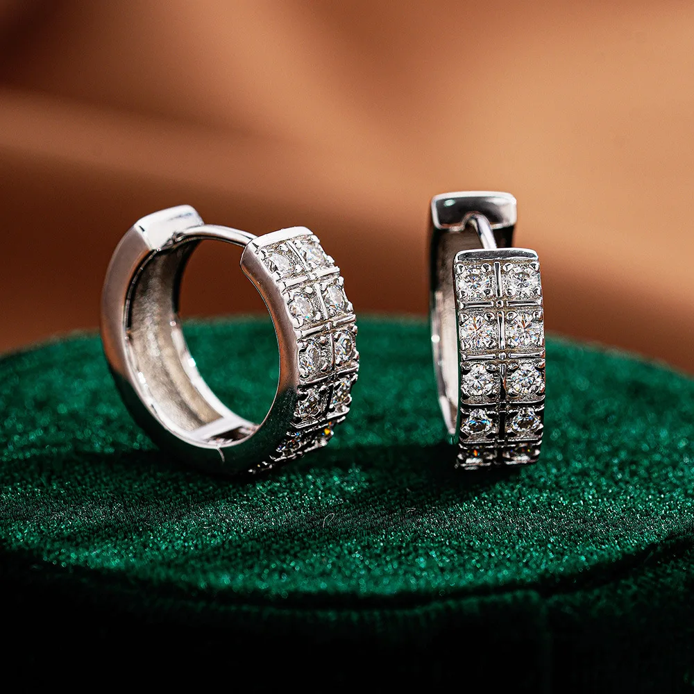18K Gold Moissanite Earrings with Circular Rings Inlaid with European and American Platinum PT950 Earrings for Men and Women