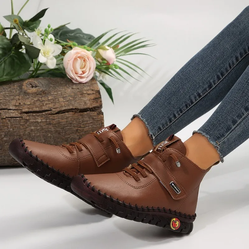 Sapatilhas de plataforma com renda para mulheres, mocassins casuais, sapatos de couro liso, botas de inverno costuradas à mão, novas, primavera