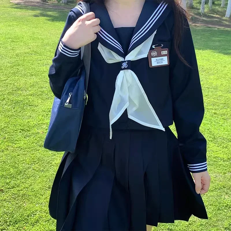 

Japanese Classical Dark Blue long-sleeved sailor uniforms white collar towel High School JK uniform cosplay Cute Girl DA020