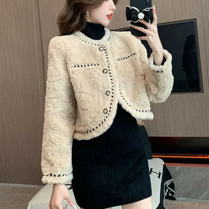 Xiaoxiangfeng Lamb Wool Jacket for Women Short Style Socialite Temperament High-end Feeling Slimming Top Princess Trend