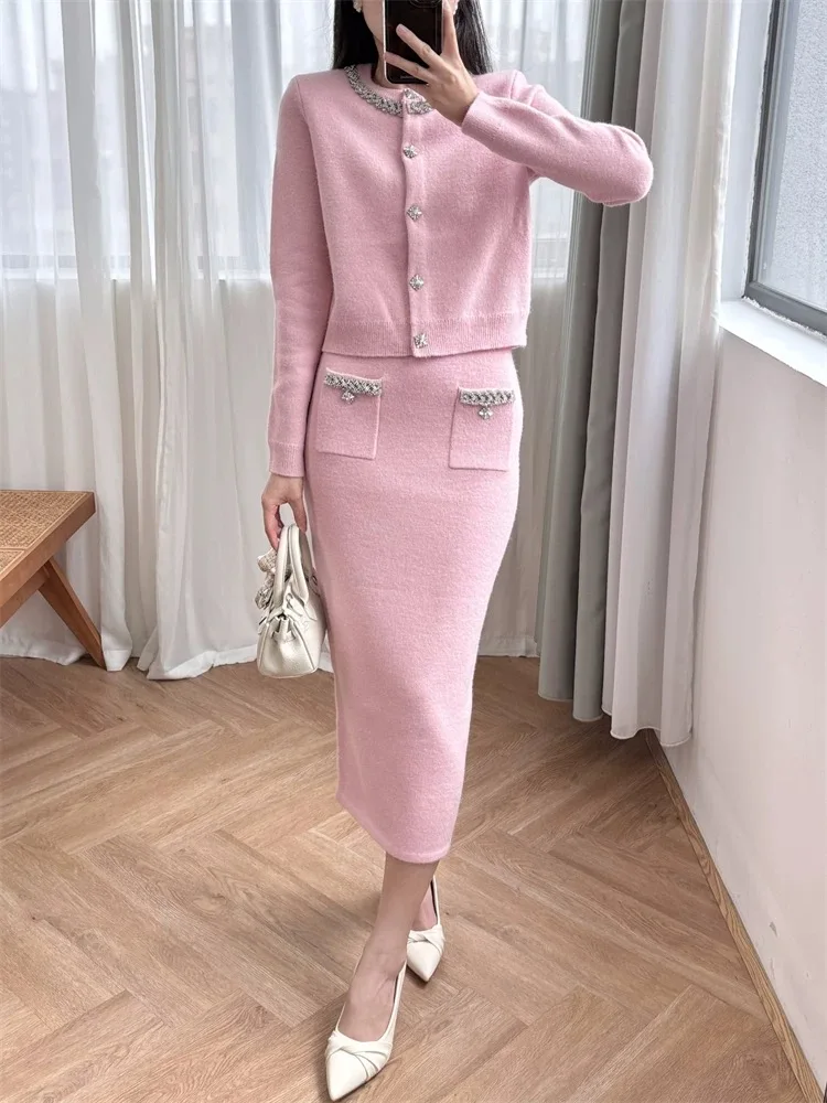 Diamond round neck long-sleeved cardigan skirt suit temperament elegant pink Slim ladies knitting suit 2025 spring new