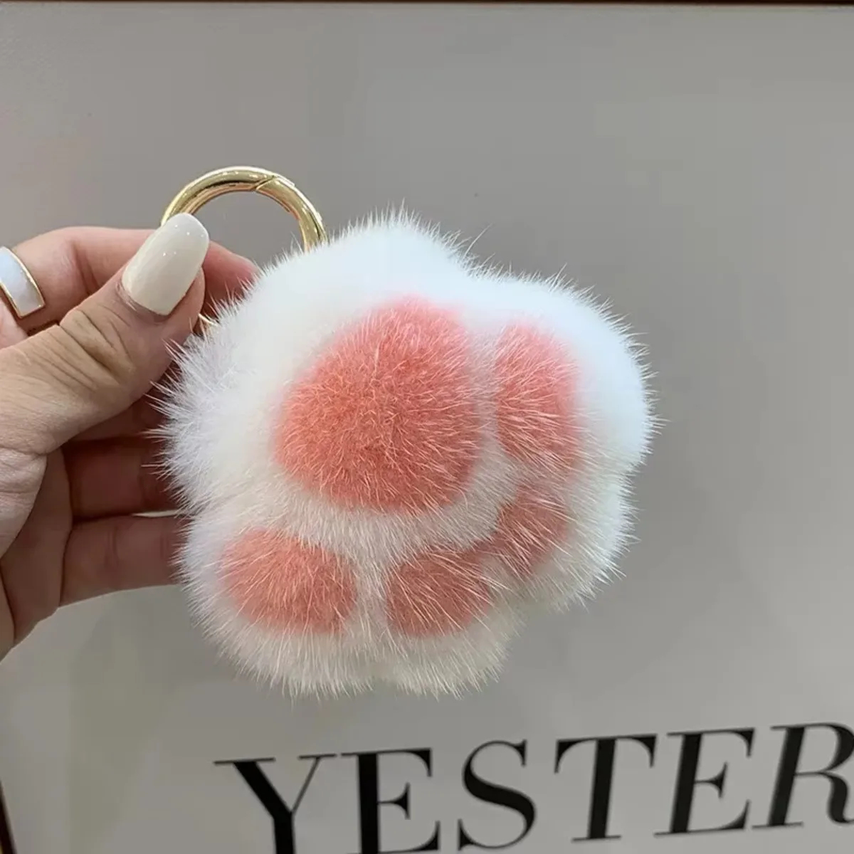 Leuke pluizige kattenpoot sleutelhanger, zachte pluche bonthanger voor koppels, tas charme sleutelhanger voor rugzak en auto-accessoires